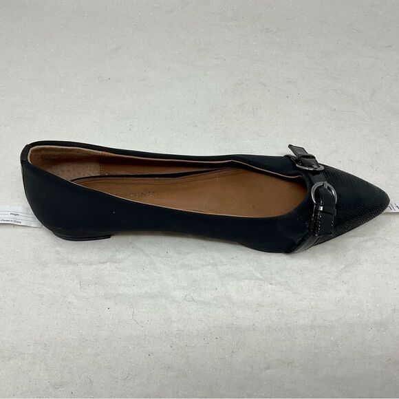 Donald J. Pliner Pointy Buckle Flats- Size 8 - Picture 14 of 16